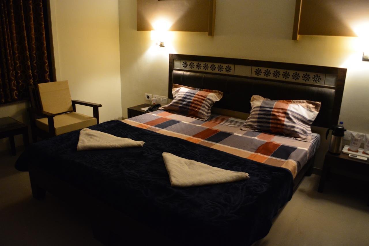 Hotel Desert Inn Barmer Exteriér fotografie